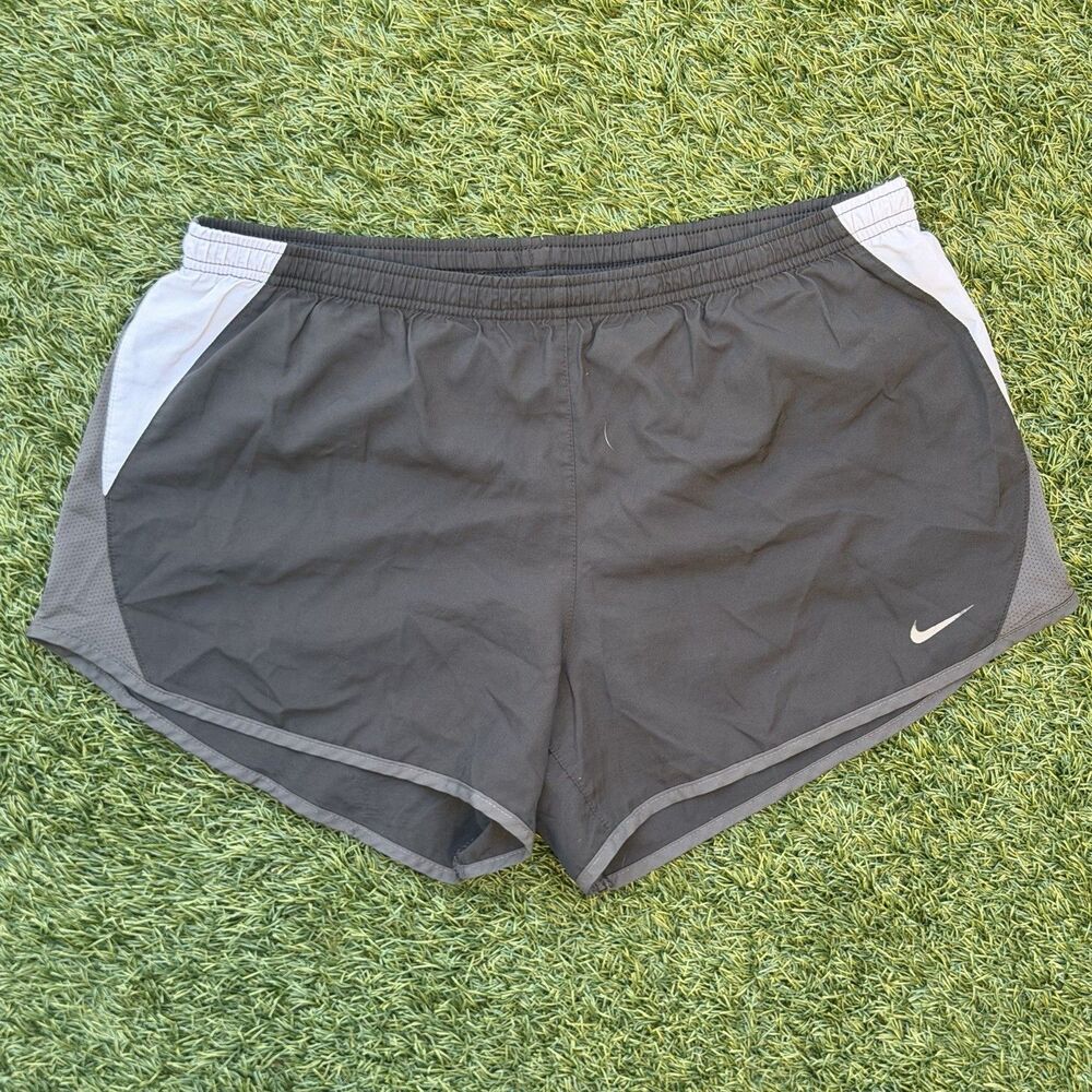 Nike Dri-Fit Tempo Running Shorts Black Gray Lined Athletic Training Womens M